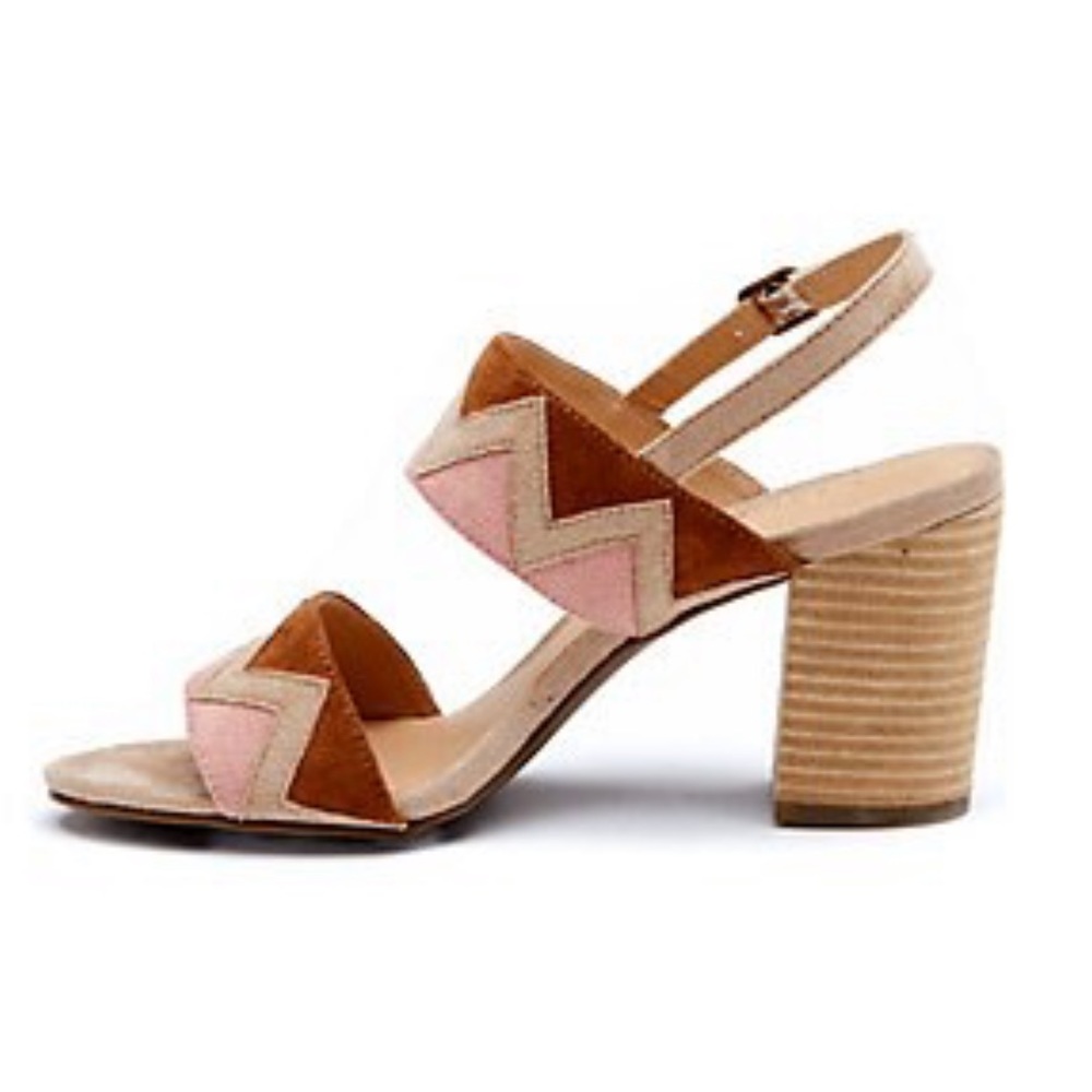 NIB Merci Matisse block heels